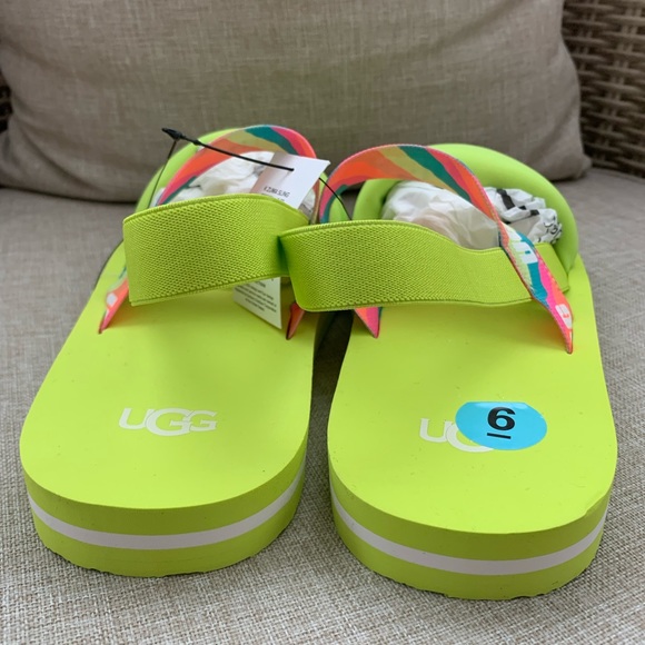 FINAL PRICE NEW UGG Zuma Sling Sandals: Neon Lime Green, White Logo On Strap, 6 - Picture 2 of 11